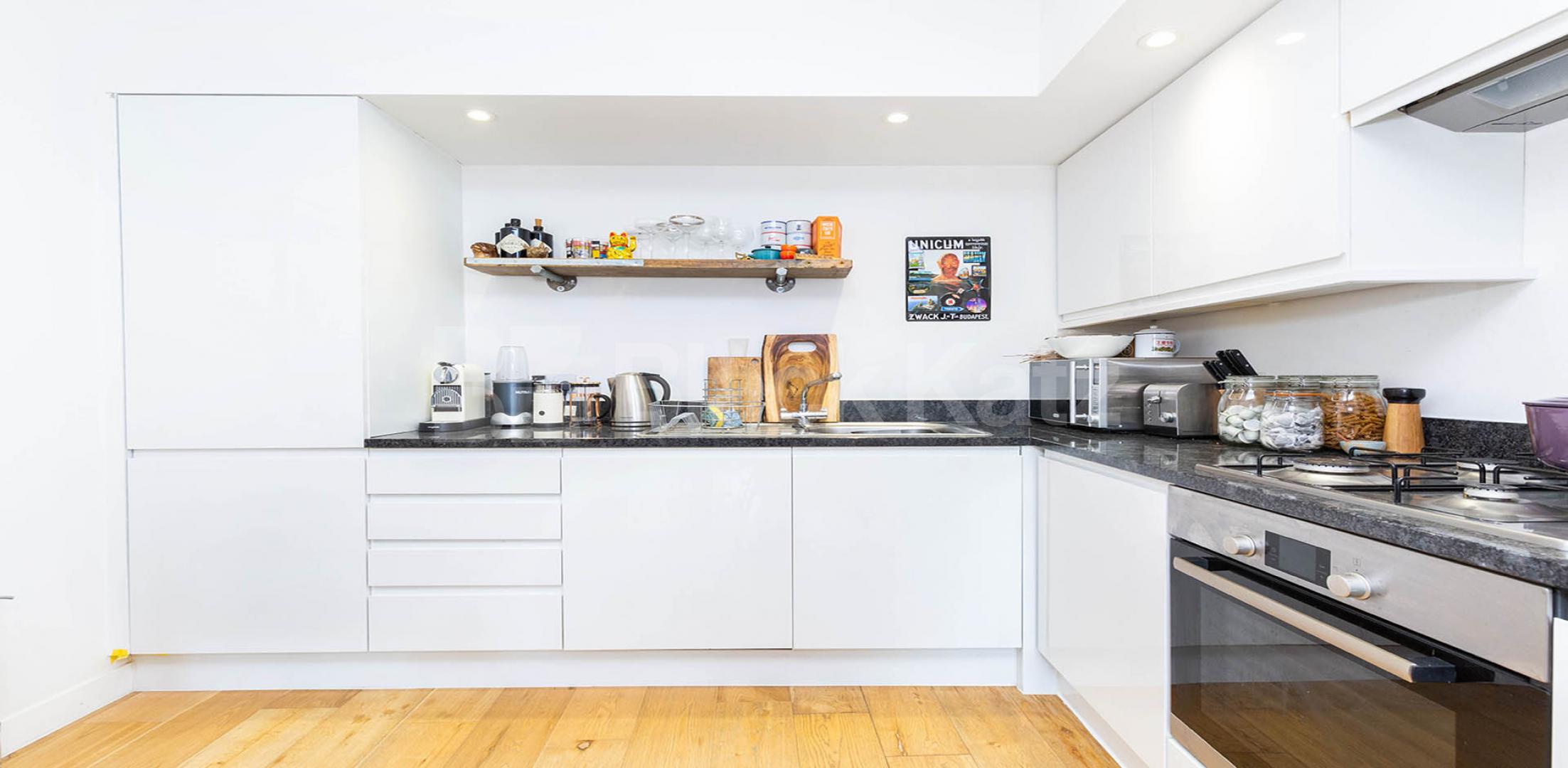 			1 Bedroom, 1 bath, 1 reception Apartment			 Mare Street, Hackney / London Fields 